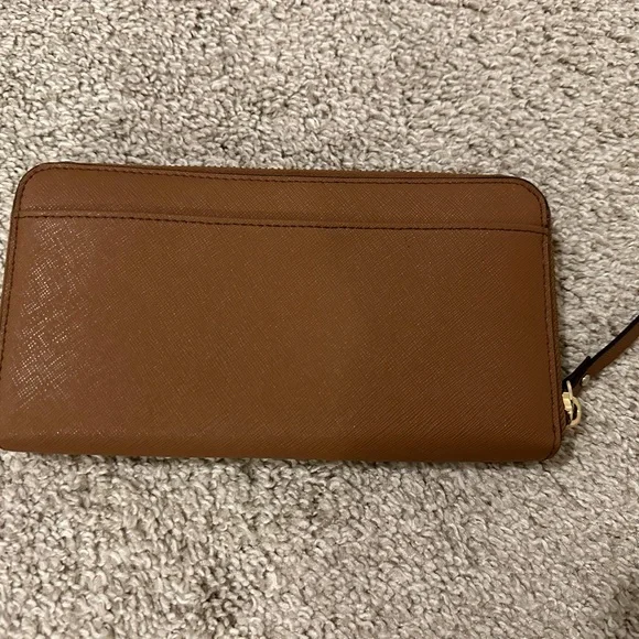 Kate Spade Brown Wallet - Picture 2 of 3